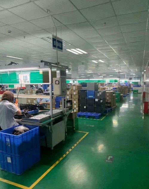 制衣厂老板好不容易招进一帮新员工,开除一名普工后却万万没想到